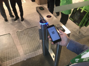 Códigos QR para autenticação na Labstore